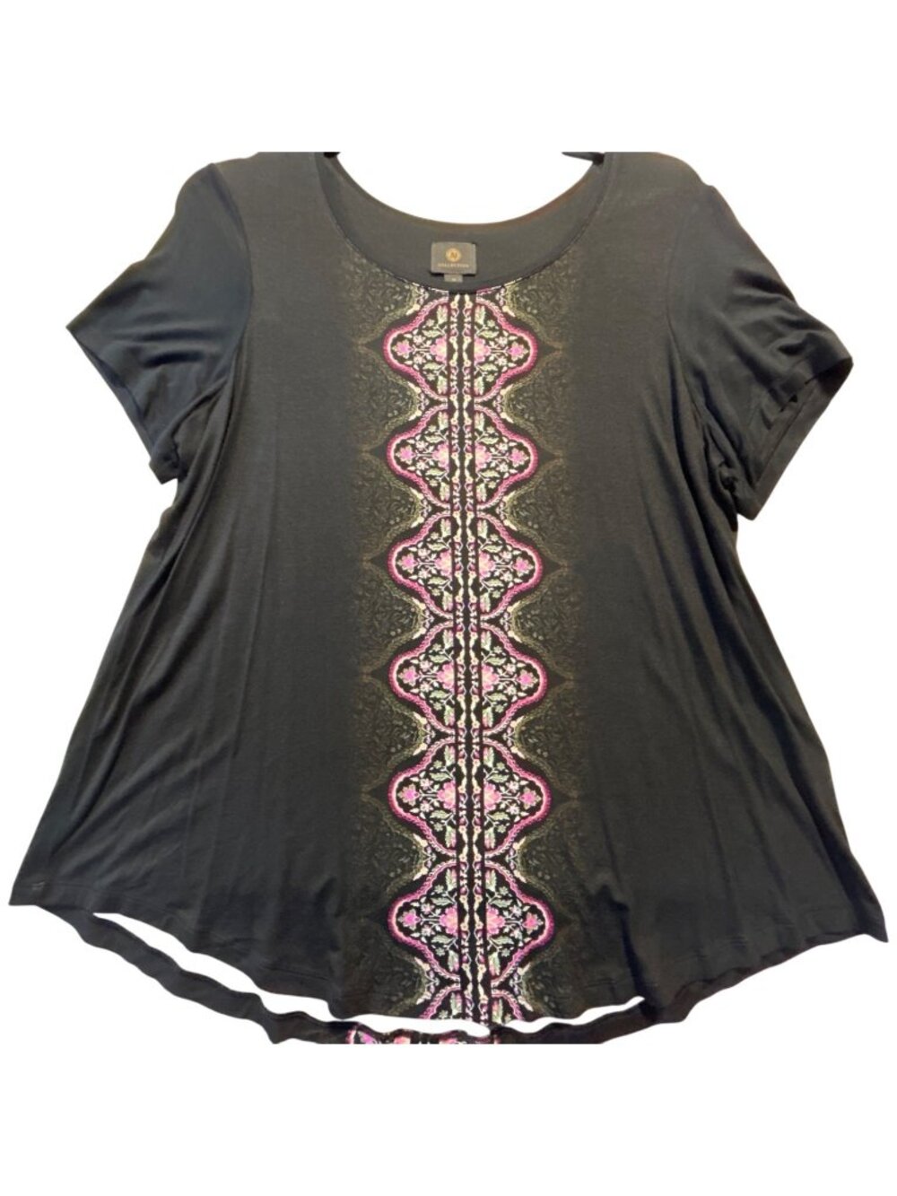 JM Collection 1X Printed Black Short Sleeve Top With Pink Floral Design